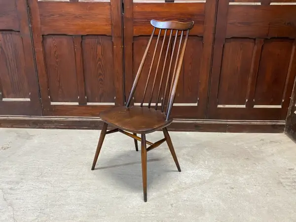 ゴールドスミス チェア｜ブナ材・エルム材・1960年代 英国名作のダイニングチェア ERCOL（アーコール）