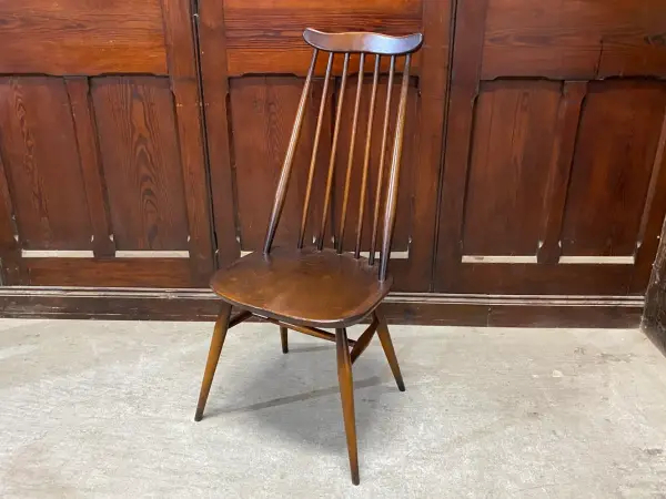 ゴールドスミス チェア｜ブナ材・エルム材・1960年代 英国名作のダイニングチェア ERCOL（アーコール）