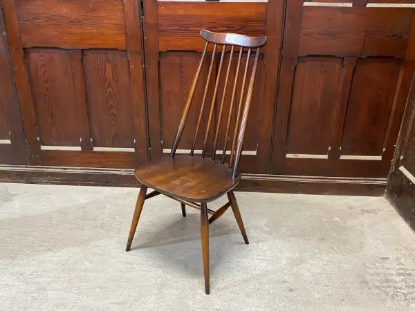 ゴールドスミス チェア｜ブナ材・エルム材・1960年代 英国名作のダイニングチェア ERCOL（アーコール）