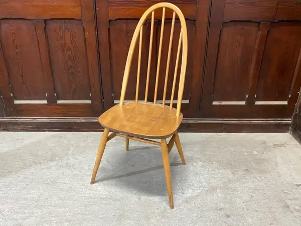 クエーカーチェア｜ブナ材・エルム材・1960年代 幅広座面のダイニングチェア ERCOL（アーコール）
