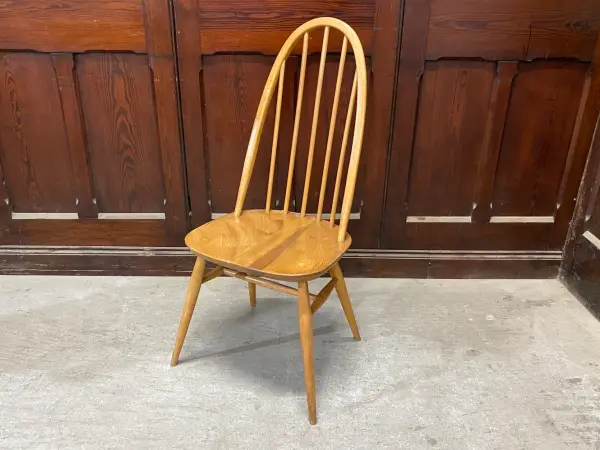 クエーカーチェア｜ブナ材・エルム材・1960年代 スポークバックの名作椅子 ERCOL（アーコール）