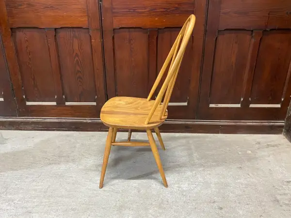 クエーカーチェア｜ブナ材・エルム材・1960年代 スポークバックの名作椅子 ERCOL（アーコール） 3