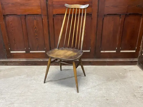 ゴールドスミス チェア｜ブナ材・エルム材・1960年代 英国名作のダイニングチェア ERCOL（アーコール）