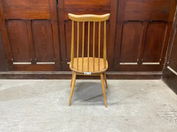ゴールドスミスチェア｜ブナ・エルム材・1960年代 スピンドルバックのダイニングチェア ERCOL（アーコール） 4
