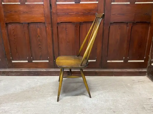 ゴールドスミスチェア｜ブナ・エルム材・1960年代 スピンドルバックのダイニングチェア ERCOL（アーコール） 3
