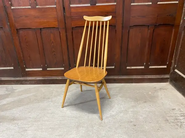 ゴールドスミス チェア｜ブナ材・エルム材・1960年代 英国名作のダイニングチェア ERCOL（アーコール） 1