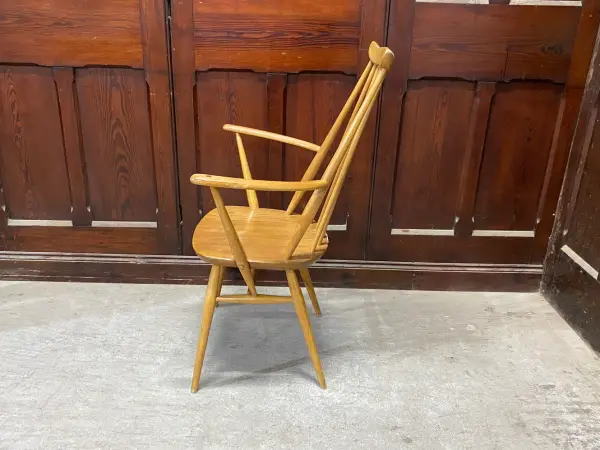 ゴールドスミス アームチェア｜ブナ材・エルム材・1960年代 ハイバックの名作アームチェア ERCOL（アーコール） 3
