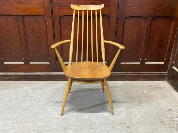 ゴールドスミス アームチェア｜ブナ材・エルム材・1960年代 ハイバックの名作アームチェア ERCOL（アーコール） 2