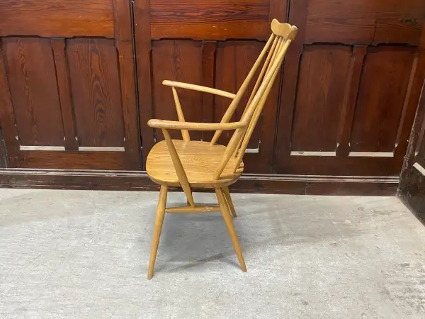 ゴールドスミス アームチェア｜ブナ材・エルム材・1960年代 ハイバックの名作アームチェア ERCOL（アーコール） 3