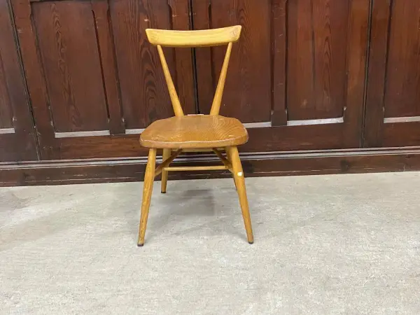 スタッキングチェア｜ブナ・エルム材・1960年代 重ねて収納できる省スペース ERCOL（アーコール） 2