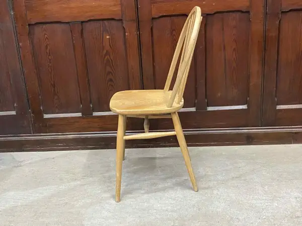 フープバックチェア｜ブナ材・エルム材・1960年代 曲げ木のダイニングチェア ERCOL（アーコール） 3