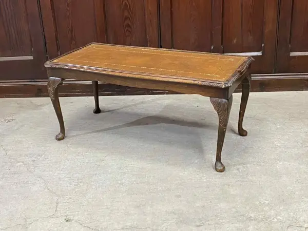 センターテーブル｜マホガニー材・1920年代 金彩レザートップの猫脚 1