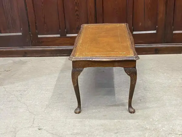 センターテーブル｜マホガニー材・1920年代 金彩レザートップの猫脚 5
