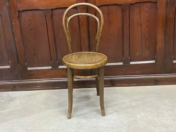 ベントウッドチェア｜ブナ材・1930年代 曲木の元祖 THONET（トーネット） 2