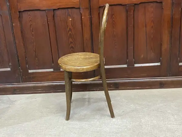 ベントウッドチェア｜ブナ材・1930年代 曲木の元祖 THONET（トーネット） 3