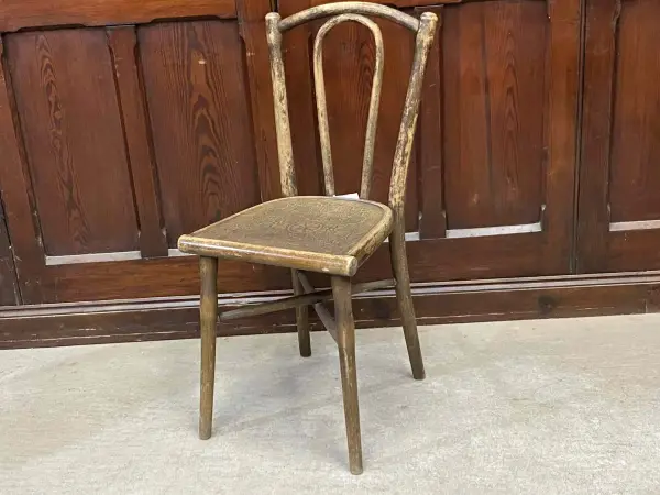 ベントウッドチェア｜ブナ材・1930年代 曲木の名品 THONET（トーネット） 1