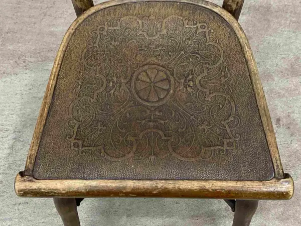 ベントウッドチェア｜ブナ材・1930年代 曲木の名品 THONET（トーネット） 6