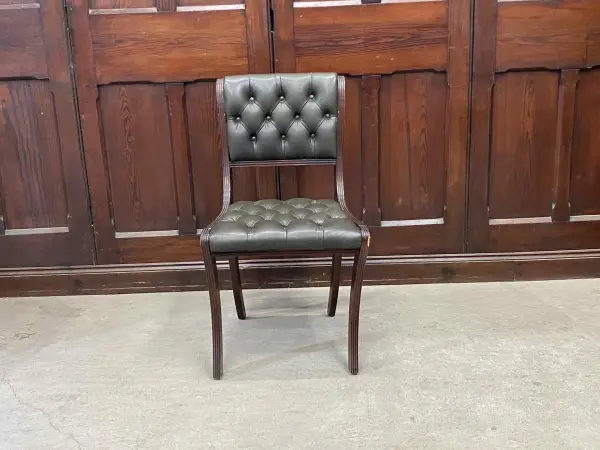 チェスターフィールドチェア｜マホガニー材・1880年代 格式ある逸品 2