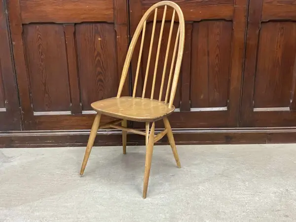 クエーカーチェア｜ブナ材・エルム材・1960年代 幅広座面のダイニングチェア ERCOL（アーコール）