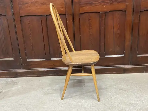 クエーカーチェア｜ブナ材・エルム材・1960年代 スポークバックの名作椅子 ERCOL（アーコール） 5