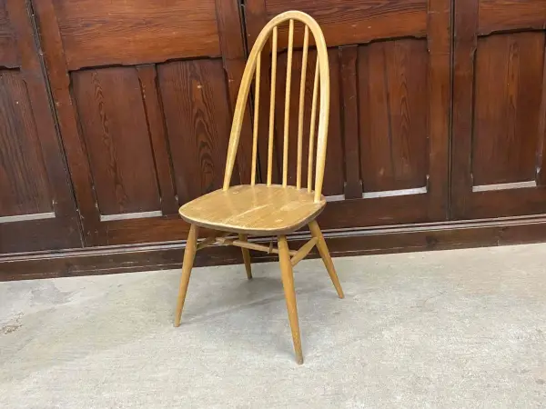 クエーカーチェア｜ブナ材・エルム材・1960年代 背もたれ美しいウィンザー様式 ERCOL（アーコール） 1