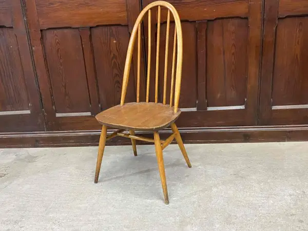 クエーカーチェア｜ブナ材・エルム材・1960年代 スポークバックの名作椅子 ERCOL（アーコール） 1