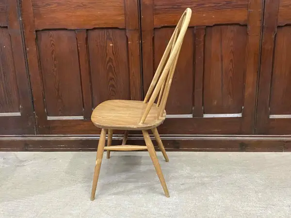 クエーカーチェア｜ブナ材・エルム材・1960年代 ゆったり座れる一脚 ERCOL（アーコール） 3