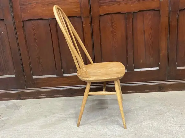 クエーカーチェア｜ブナ材・エルム材・1960年代 スポークバックの名作椅子 ERCOL（アーコール） 5