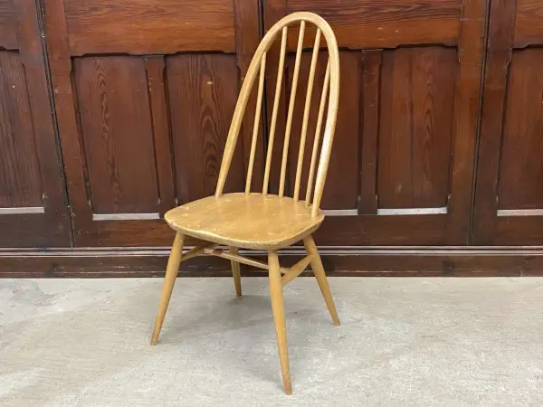 クエーカーチェア｜ブナ材・エルム材・1960年代 ゆったり座れる一脚 ERCOL（アーコール） 1