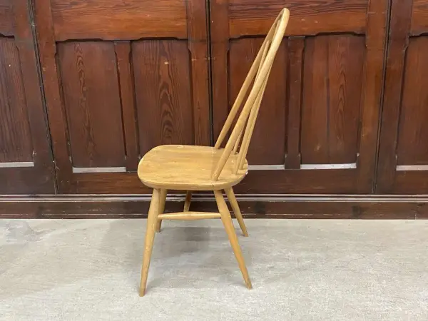 クエーカーチェア｜ブナ材・エルム材・1960年代 ゆったり座れる一脚 ERCOL（アーコール） 3