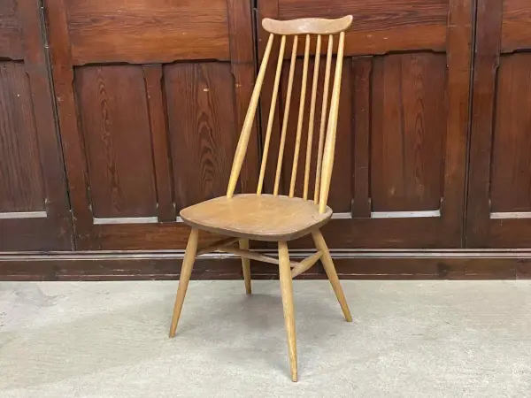 ゴールドスミス チェア｜ブナ材・エルム材・1960年代 英国名作のダイニングチェア ERCOL（アーコール） 1