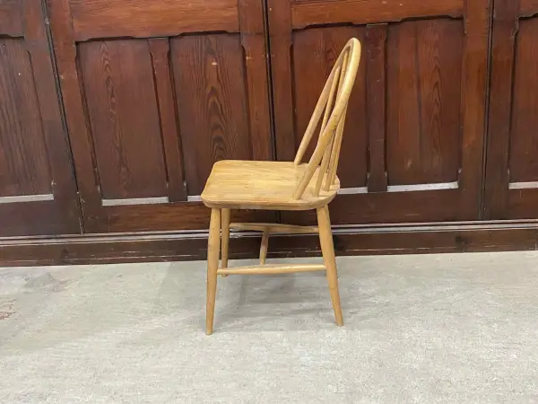 フープバックチェア｜ブナ材・エルム材・1960年代 スポークバックの名作 ERCOL（アーコール） 3