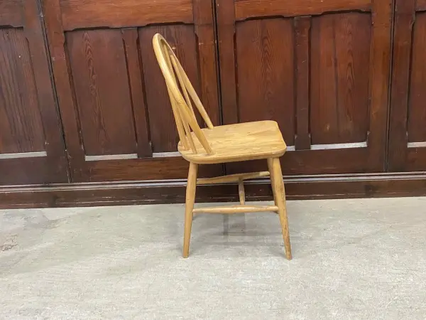 フープバックチェア｜ブナ材・エルム材・1960年代 スポークバックの名作 ERCOL（アーコール） 5