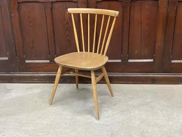 ボウバックチェア｜ブナ・エルム材・1960年代 サドルシート ERCOL（アーコール）