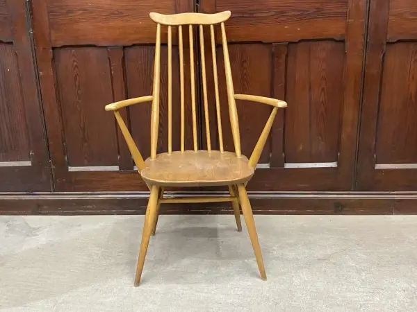 ゴールドスミス アームチェア｜ブナ材・エルム材・1960年代 ハイバックの名作アームチェア ERCOL（アーコール） 2