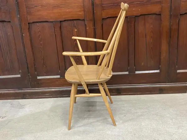 ゴールドスミス アームチェア｜ブナ材・エルム材・1960年代 ハイバックの名作アームチェア ERCOL（アーコール） 3