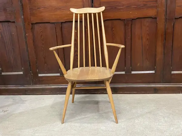 ゴールドスミス アームチェア｜ブナ材・エルム材・1960年代 ハイバックの名作アームチェア ERCOL（アーコール） 2