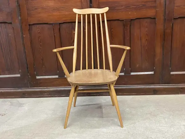 ゴールドスミス アームチェア｜ブナ材・エルム材・1960年代 ハイバックの名作アームチェア ERCOL（アーコール） 2