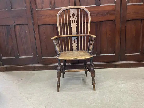 ダブルボウバックアームチェア｜エルム材・1830年代 ジョージアン 2