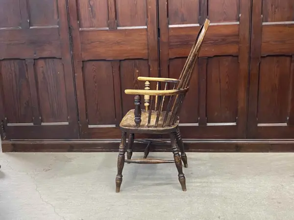 ダブルボウバックアームチェア｜エルム材・1830年代 ウィンザー 3
