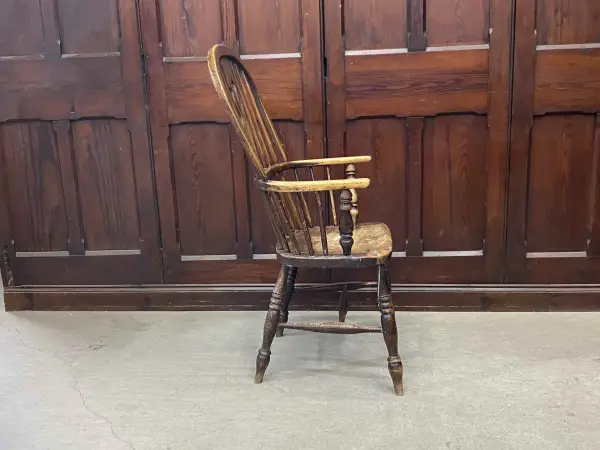 ダブルボウバックアームチェア｜エルム材・1830年代 ウィンザー 5