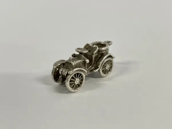 シルバーチャーム クラシックカー 1